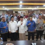 Forkopimda Kabupaten Tangerang bersama TNI-Polri dan tokoh lintas agama usai Rakor Pengamanan Natal dan Tahun Baru (Nataru) 2025 di Gedung Bupati Tangerang.