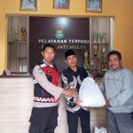 PJ Kades Jatimulya Ahmad Franky Sigap Tangani Banjir dan Dampingi Warga
