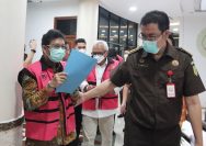 JAM Pidsus Kejaksaan Agung Tetapkan Pejabat dan Direktur Perusahaan Sawit dalam Kasus Penyimpangan Ekspor CPO