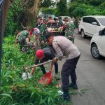Polsek dan Kecamatan Petir Aksi Bersih Lingkungan di Jalan Raya Petir–Tunjung Teja