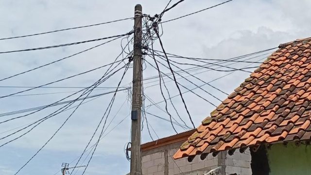Pemanfaatan fasilitas umum tanpa kejelasan izin dinilai berisiko terhadap keselamatan dan ketertiban lingkungan