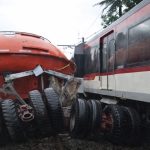 KA 806A Commuter Line Bandara Soetta Tabrak Truk di Poris, Layanan Duri–Tangerang Dibatasi