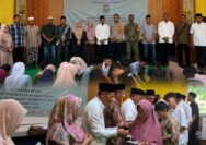 Puluhan Anak Yatim Terima Santunan dalam Momentum 10 Muharram di Desa Karang Tengah, Kecamatan Pagedangan