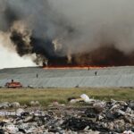 Cuaca Panas Diduga Picu Kebakaran TPA Jatiwaringin, Tiga Pos Damkar Diterjunkan