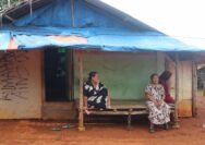 Kondisi hunian warga terdampak banjir bandang dan longsor di Lebak Gedong, Kabupaten Lebak, Banten, yang masih memprihatinkan. Pembangunan 104 unit hunian tetap (huntap) tahap pertama ditargetkan rampung akhir 2026.