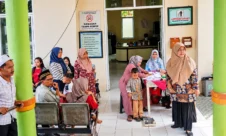 16 Anak dari Keluarga Kurang Mampu Ikuti Khitanan Gratis di Puskesmas Petir